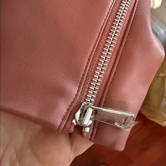 Eloquii faux leather jacket size 18-20 mauve pink color like new - Picture 5 of 6